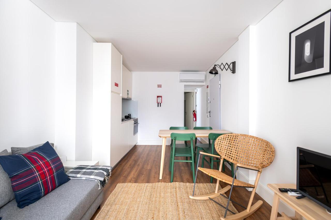 Villa Graca -Hostels And Apartments ซานตาเร็ง ภายนอก รูปภาพ