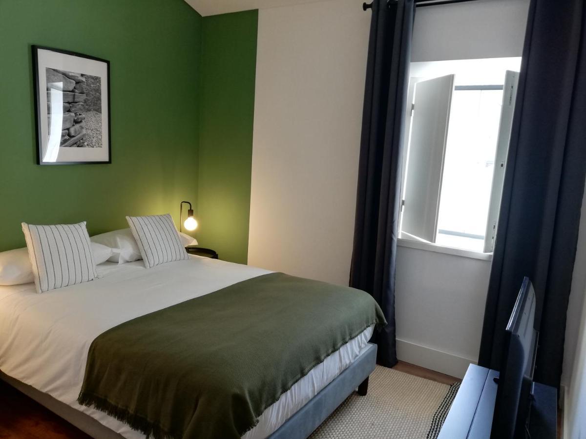 Villa Graca -Hostels And Apartments ซานตาเร็ง ภายนอก รูปภาพ